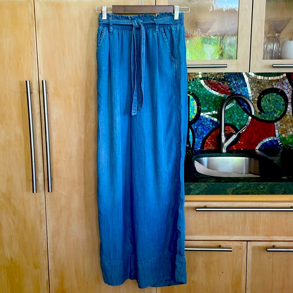 Wide Leg Linen like high waisted paper bag style belted Jeans